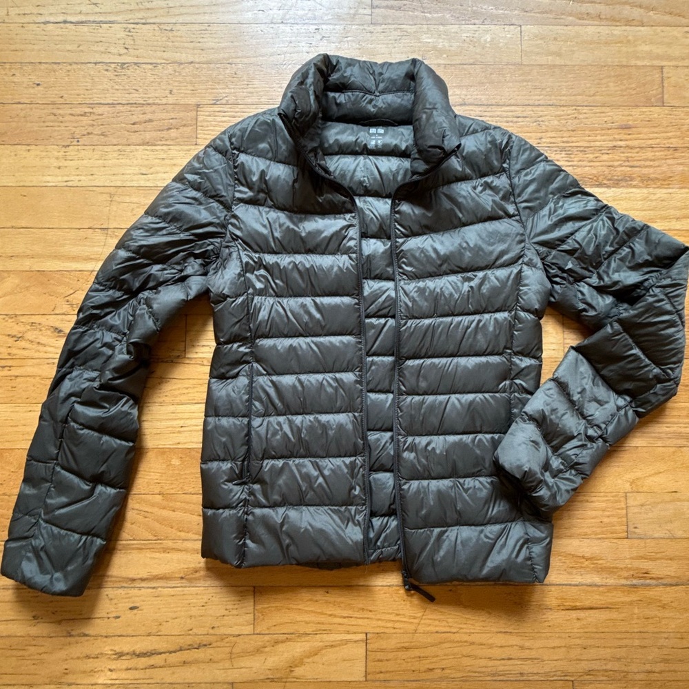 Uniqlo Women's Gray Puffer